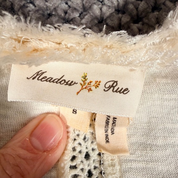 Meadow Rue Anthropologie Lace Embroidered Top S Ivory Boho Frayed Neckline - Picture 4 of 10
